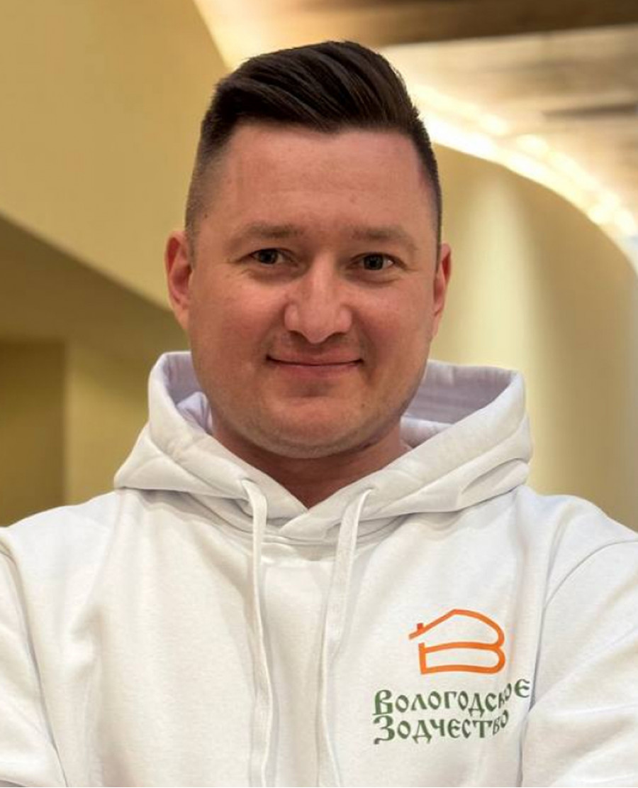 Виталий Янзинов